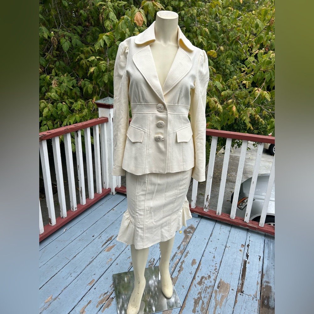 Ivory Business Suit (2pc)